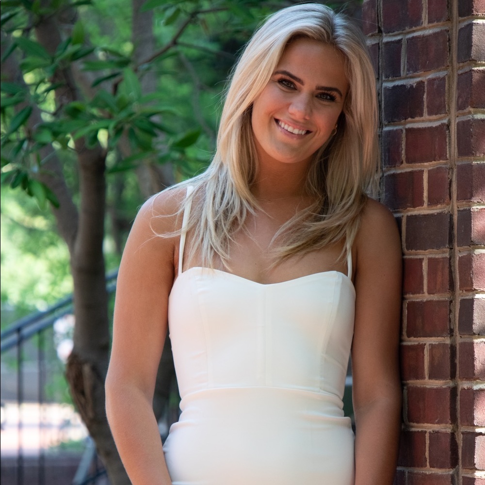 Meet your Posher, Mackenzie